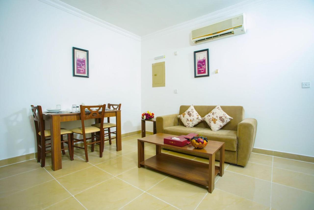 La Villa Inn Hotel Apartments Ντόχα Εξωτερικό φωτογραφία