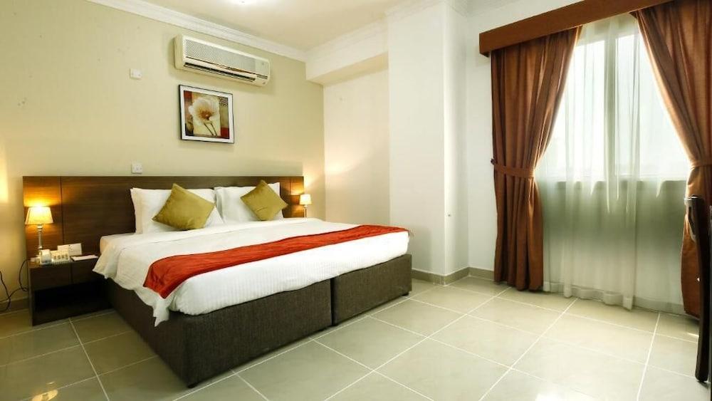 La Villa Inn Hotel Apartments Ντόχα Εξωτερικό φωτογραφία