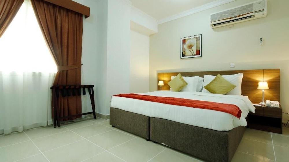 La Villa Inn Hotel Apartments Ντόχα Εξωτερικό φωτογραφία