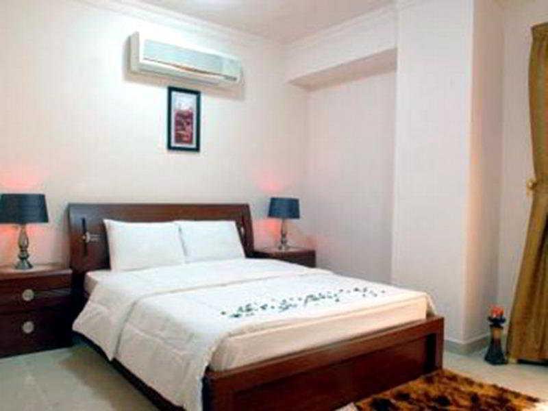 La Villa Inn Hotel Apartments Ντόχα Εξωτερικό φωτογραφία