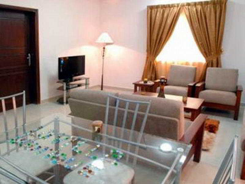 La Villa Inn Hotel Apartments Ντόχα Δωμάτιο φωτογραφία