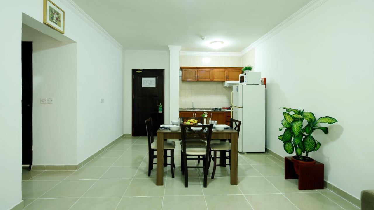 La Villa Inn Hotel Apartments Ντόχα Εξωτερικό φωτογραφία